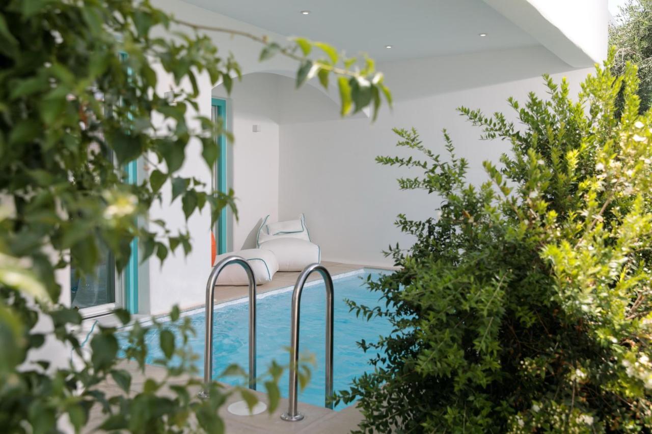 Majo Suites Hotel Agia Anna  Buitenkant foto